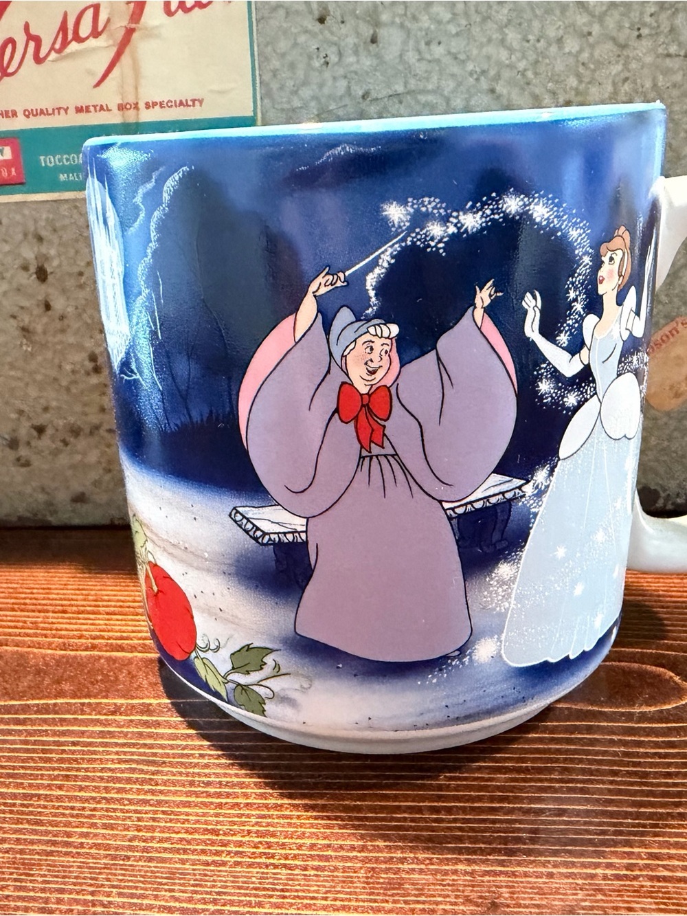 Stunning Cinderella Vintage Disney Mug!